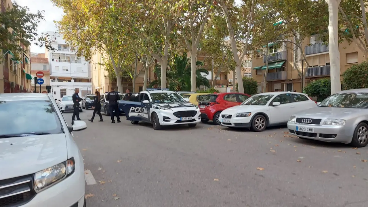 Agentes de la Polic&iacute;a Nacional en el lugar de los hechos