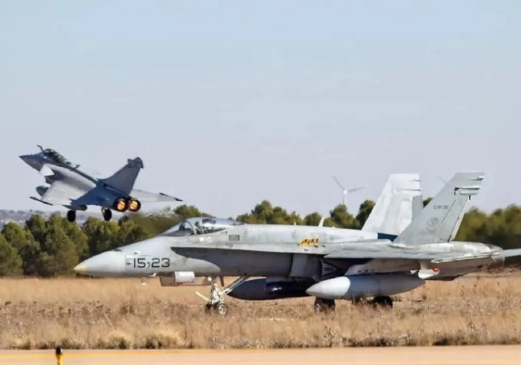 El Ej&eacute;rcito del Aire y del Espacio alerta de vuelos en Lorca que pueden provocar "estampidos s&oacute;nicos"
- AYUNTAMIENTO DE LORCA