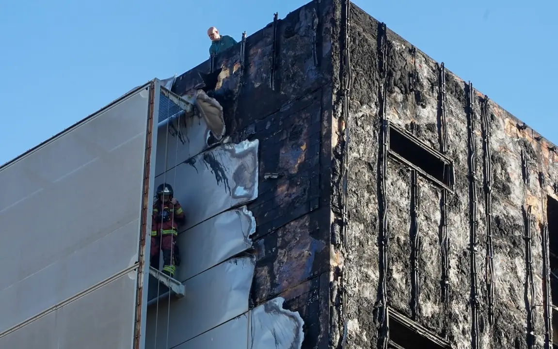 Incendio del bloque 5 del Hospital Santa Luc&iacute;a de Cartagena
- AYUNTAMIENTO DE CARTAGENA