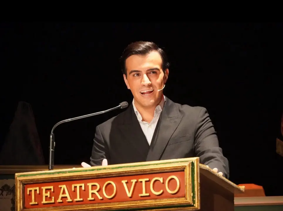 Pedro Jota Fern&aacute;ndez, en el Teatro Vico de Jumilla