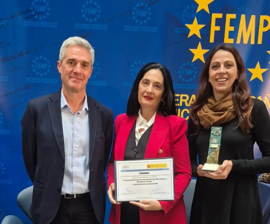 Alcantarilla recibe un premio nacional por su programa contra el absentismo escolar