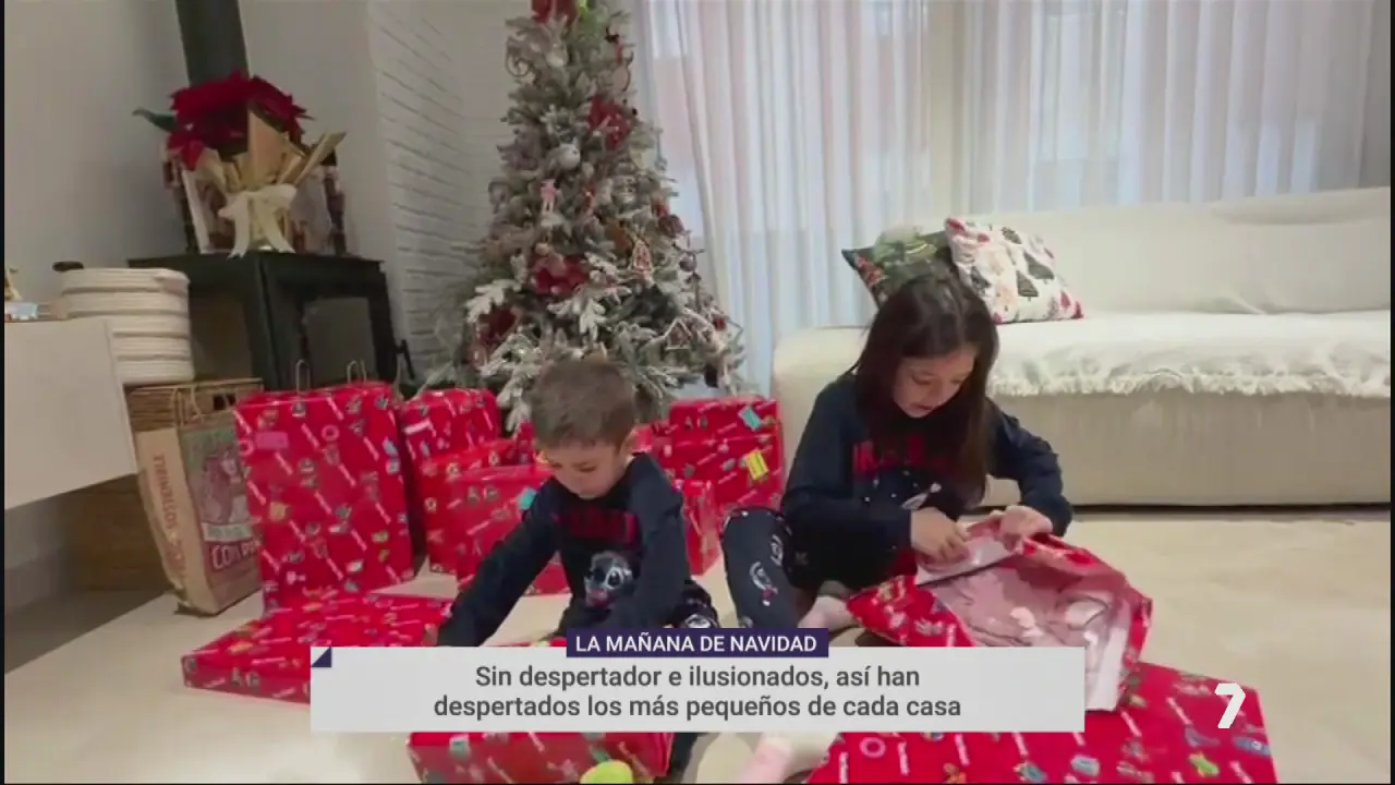 Pap&aacute; Noel llena de ilusi&oacute;n los hogares de la Regi&oacute;n (foto: La 7)