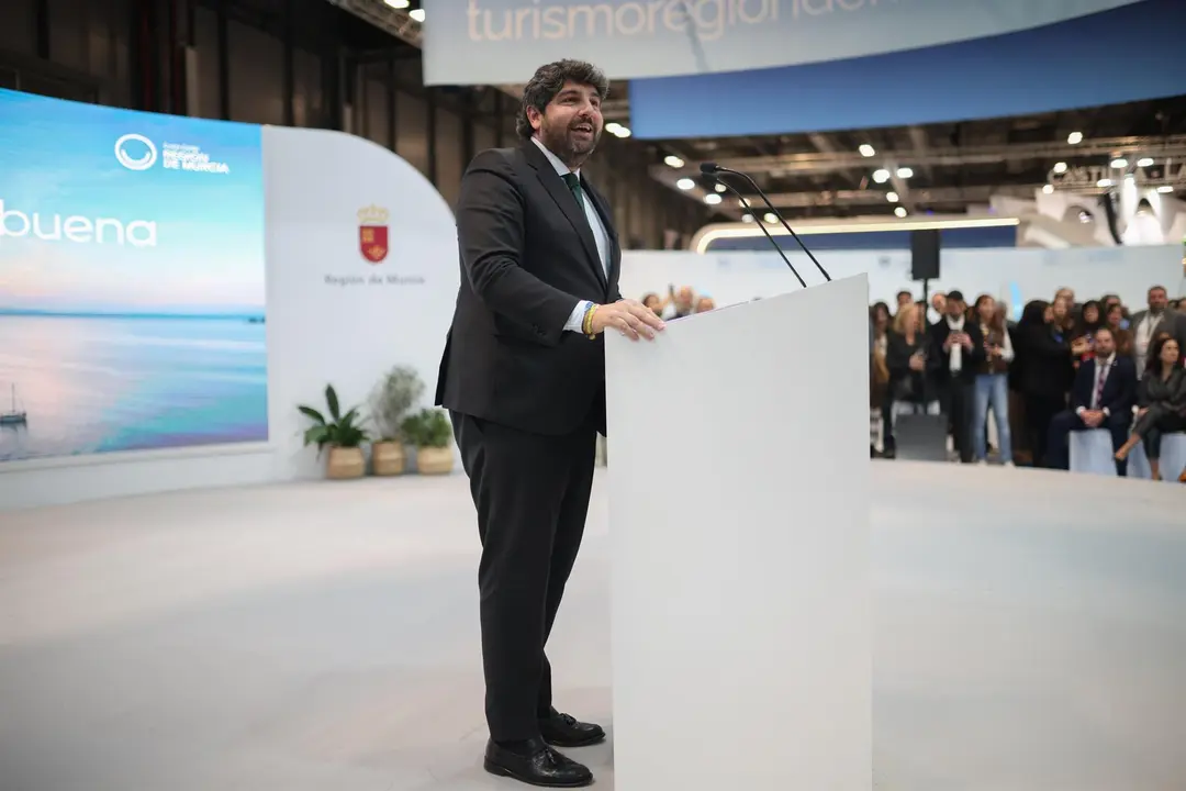 El presidente de la Regi&oacute;n de Murcia, Fernando L&oacute;pez Miras, interviene durante el acto conmemorativo del D&iacute;a de la Regi&oacute;n de Murcia en FITUR 2026, en IFEMA, a 22 de enero de 2026, en Madrid (Espa&ntilde;a).
- Alejandro Mart&iacute;nez V&eacute;lez - Europa Press