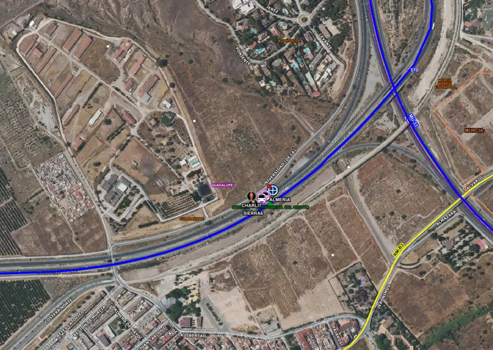 Punto exacto del accidente en la A-7, a la altura de La &Ntilde;ora (foto: 112)