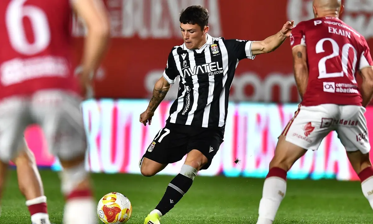El FC Cartagena gana el derbi en Nueva Condomina