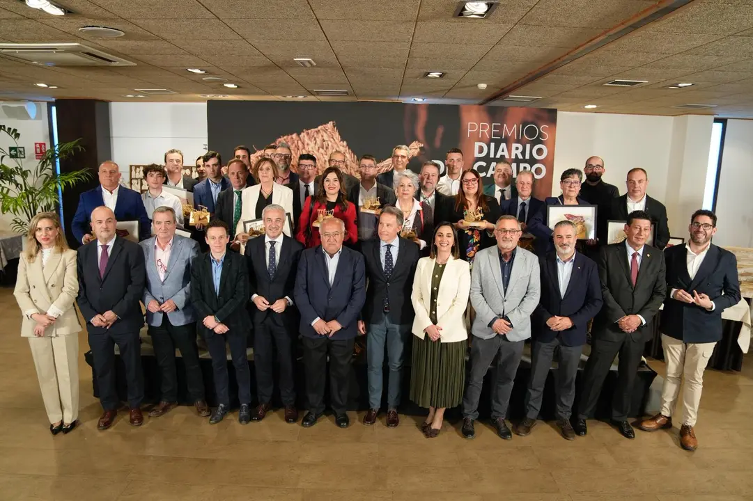 Foto de familia de los Premios Diario del Campo