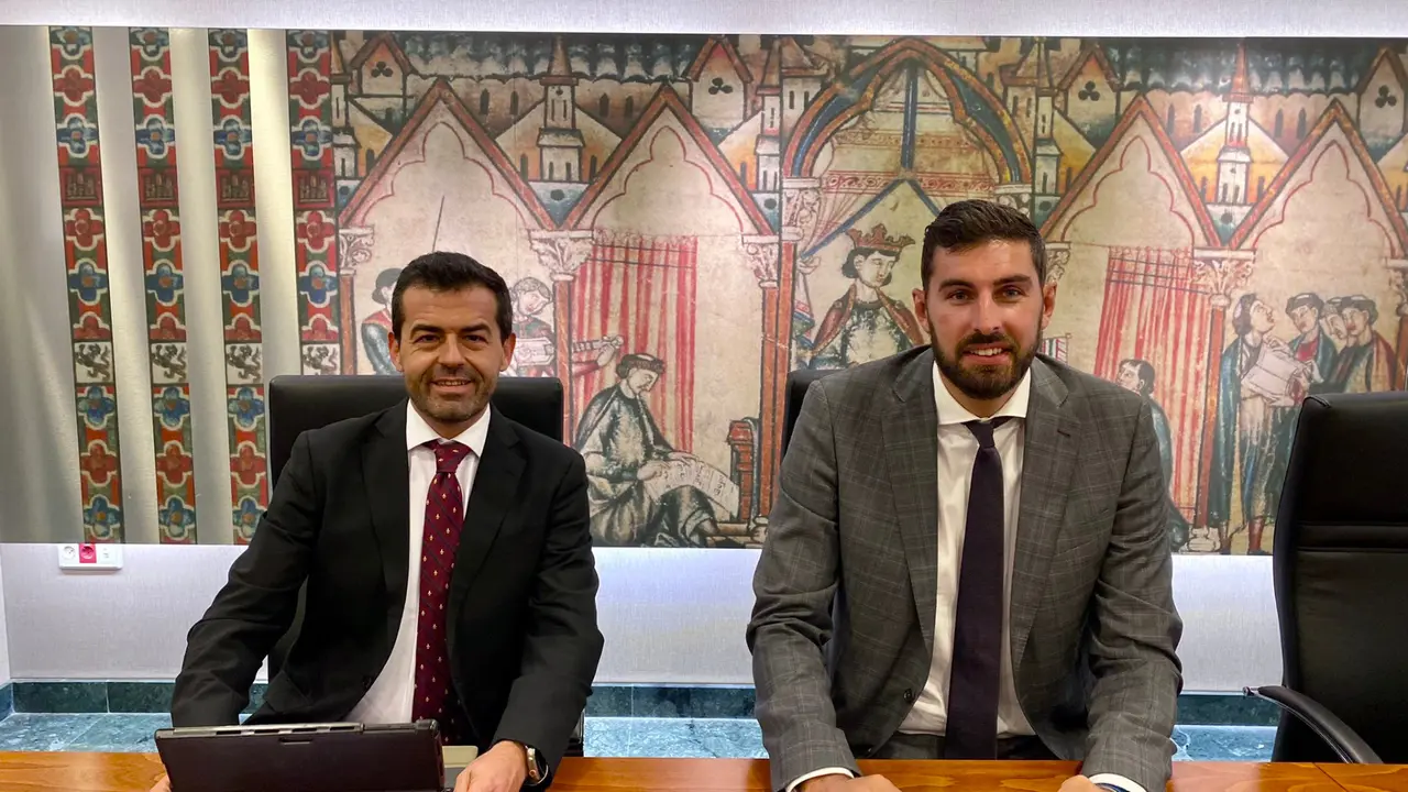 Mart&iacute;nez Alpa&ntilde;ez y Antelo, en una imagen de archivo | Foto: Vox