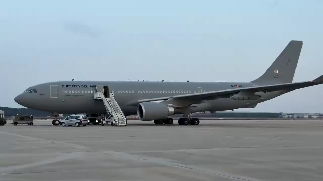 Defensa env&iacute;a un avi&oacute;n militar a Oriente Pr&oacute;ximo para evacuar a espa&ntilde;oles tras la escalada del conflicto (foto: Ministerio de Defensa)