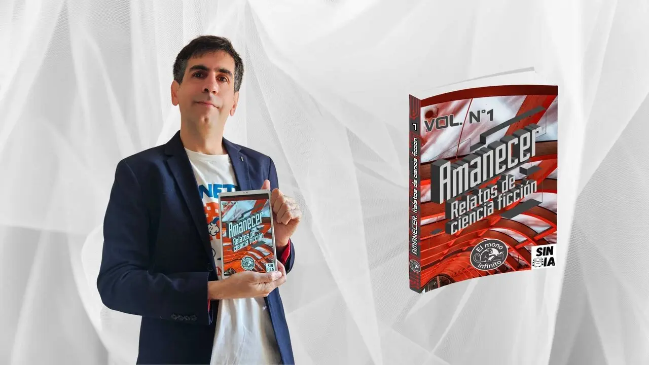 El murciano Pablo Albaladejo, autor de uno de los relatos de 'Amanecer'
