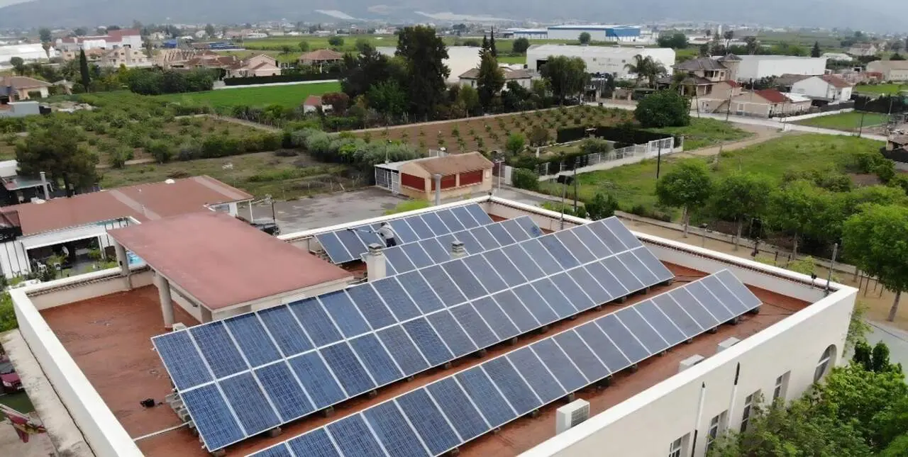 Los paneles han sido instalados en el Centro Social de Alquer&iacute;as, Centro de la tercera edad de Monteagudo y Auditorio de La Alberca
