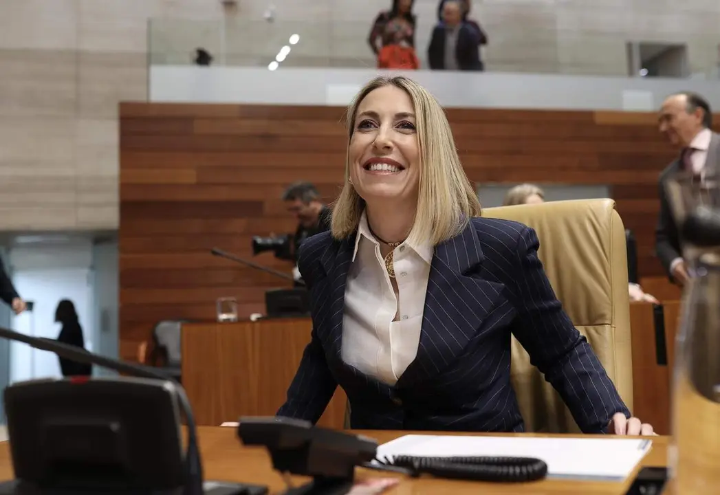 La candidata a la presidencia de la Junta de Extremadura, Mar&iacute;a Guardiola, durante el debate de investidura
- Jorge Armestar - Europa Press