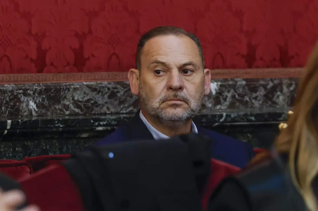 El exministro Jos&eacute; Luis &Aacute;balos en el banquillo de los acusados durante el juicio por el 'caso mascarillas' en el Tribunal Supremo, a 7 de abril de 2026, en Madrid (Espa&ntilde;a).
- Pool