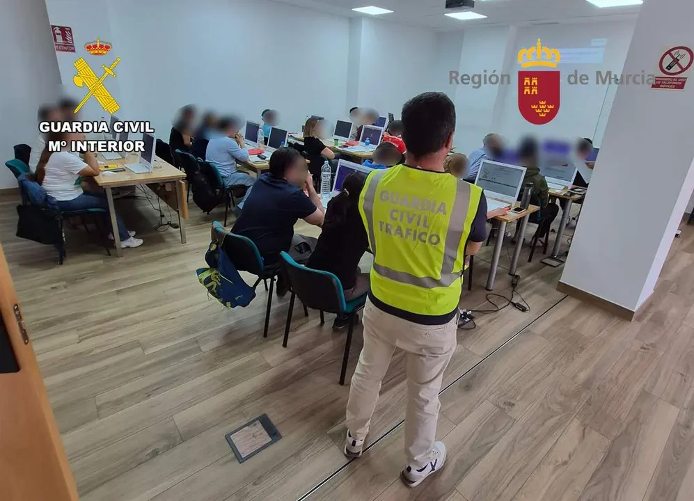 Durante la operaci&oacute;n, se ha identificado, localizado e investigado a 13 personas
- GUARDIA CIVIL