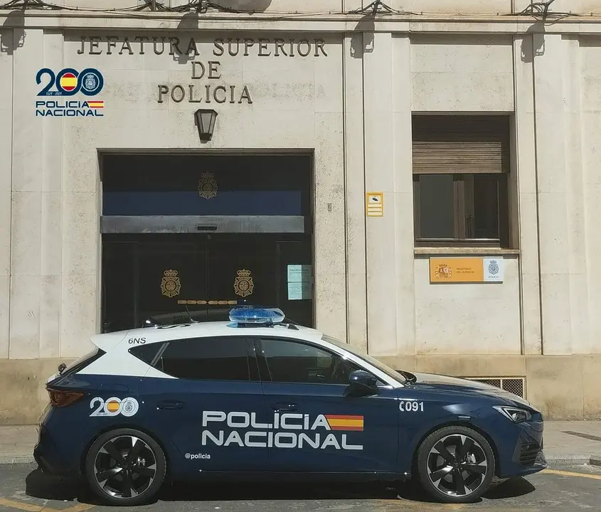 Imagen de archivo de un coche de la Polic&iacute;a Nacional (foto: Polic&iacute;a Nacional