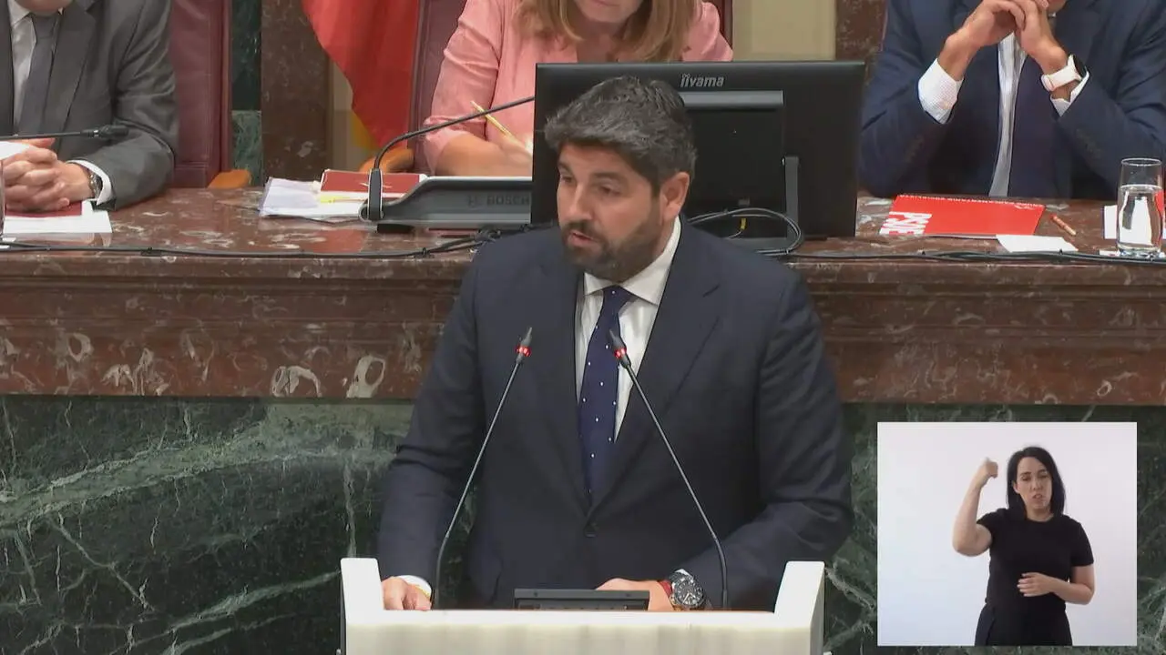 Fernando L&oacute;pez Miras, durante su intervenci&oacute;n en el Debate sobre el Estado de la Regi&oacute;n