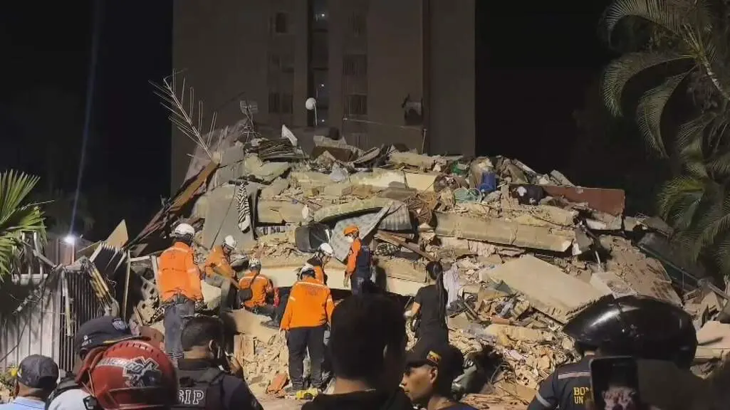 Estados Unidos estima miles de muertos por el doble terremoto en Venezuela (foto: La 7)