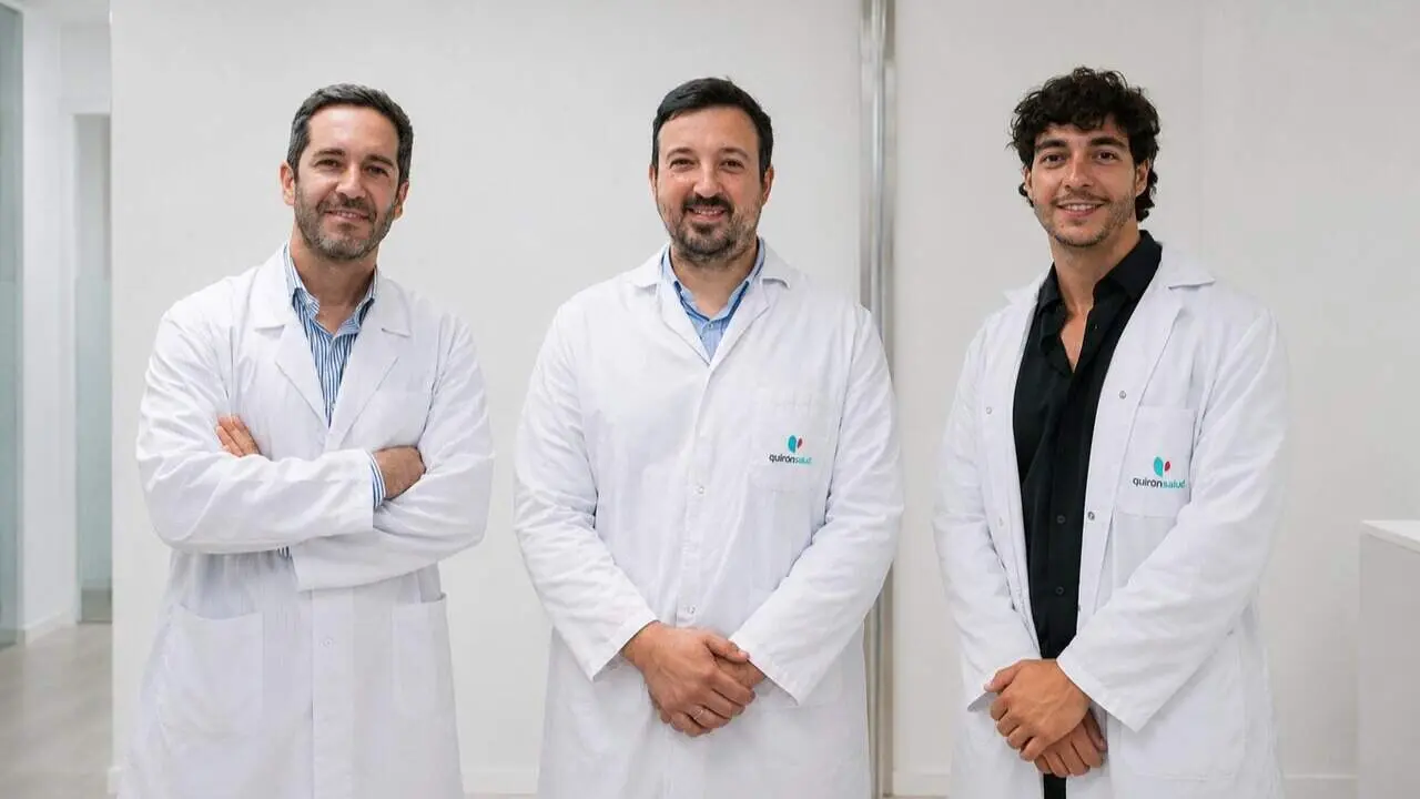 Equipo se Cirug&iacute;a Pl&aacute;stica del Hospital Quir&oacute;n de Murcia (foto: Quir&oacute;n Murcia)