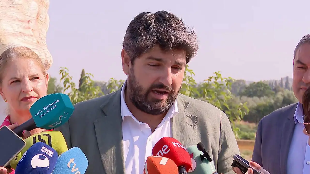 L&oacute;pez Miras, durante la inauguraci&oacute;n del Tanque de Tormentas de Alcantarilla