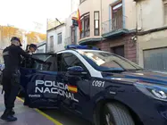 Dos detenidos por intentar arrollar a un agente de Polic&iacute;a Nacional al saltarse un control en Alcantarilla (foto: PN)
