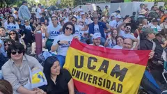 Un grupo de peregrinos de la UCAM han participado en la vigilia de j&oacute;venes en la plaza de Lima y en la Misa del Corpus presididas por el papa en Madrid (foto: EP)