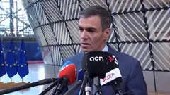 S&aacute;nchez muestra su "respaldo" a Zapatero y traslada su "empat&iacute;a y solidaridad" a las hijas del expresidente (foto: Moncloa)