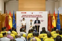 El nuevo acuerdo para los bomberos forestales incorpora m&aacute;s efectivos y mejoras salariales de hasta el 30,8% (foto: EP)
