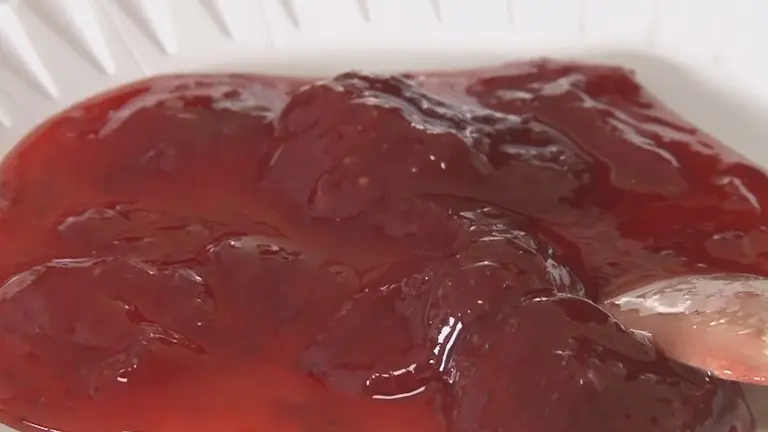 La mermelada de pomelo y lim&oacute;n que se elabora en Archivel (foto: La 7)