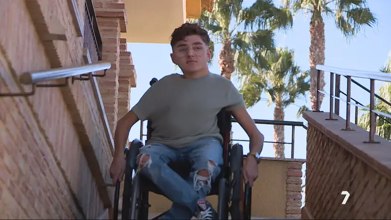 Jos&eacute; Manuel, un joven de 19 a&ntilde;os que padece
