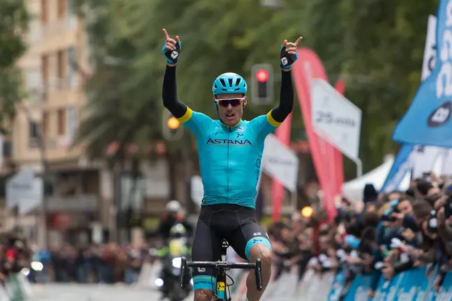 VUELTA