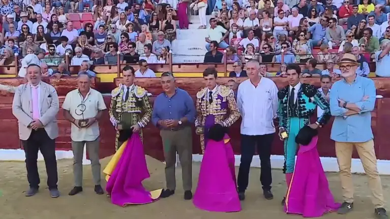 Primera corrida de toros de la Feria de Septiembre de Murcia 2024, correspondiente a la 'Corrida de la Prensa' (foto: La 7)