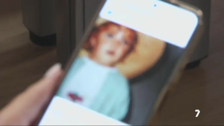 Material gr&aacute;fico de una menor en redes sociales (foto: La 7)