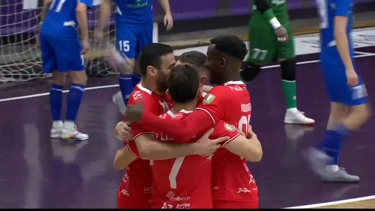 El Jimbee Cartagena Costa C&aacute;lida juega ante su afici&oacute;n la Ronda &Eacute;lite de la UEFA Champions League de F&uacute;tbol Sala en la ciudad portuaria (foto: La 7)