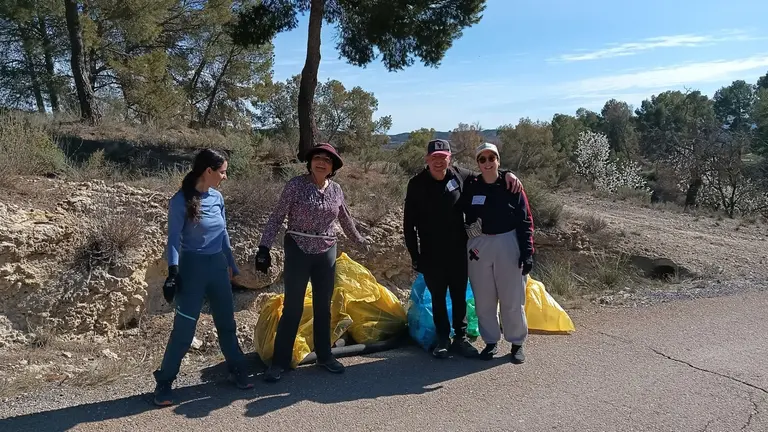 Voluntarios contra la basuraleza en Lorca