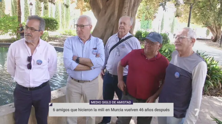Los seis amigos que se conocieron hace 46 a&ntilde;os en la mili en Murcia