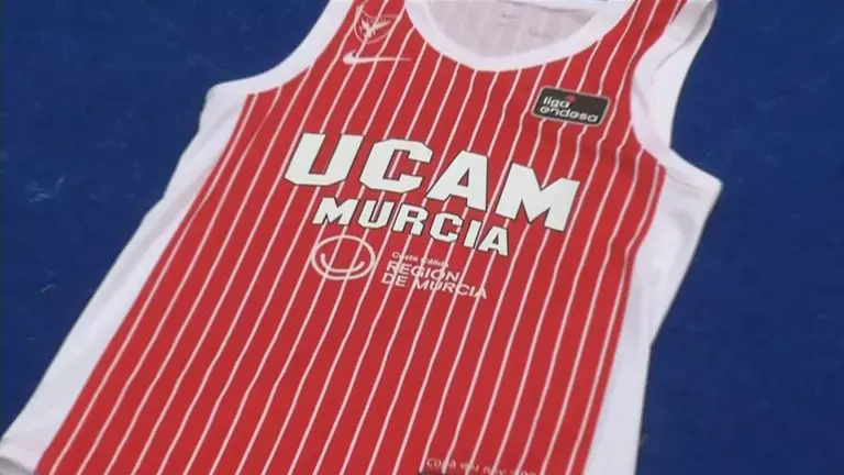 La nueva camiseta del UCAM Murcia