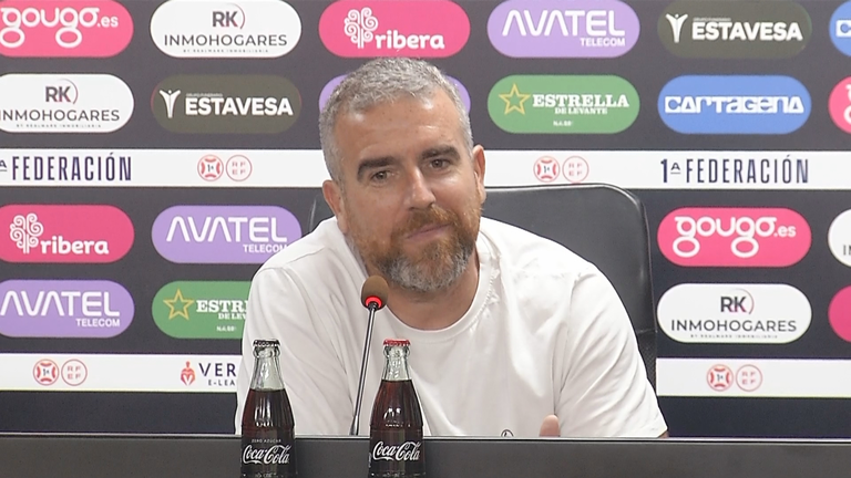 Javi Rey en sala de prensa