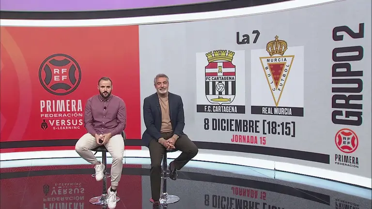 Juan Cervantes y Andr&eacute;s Bl&aacute;zquez comienzan la cuenta atr&aacute;s del derbi regional entre FC Cartagena y Real Murcia (foto: La 7)