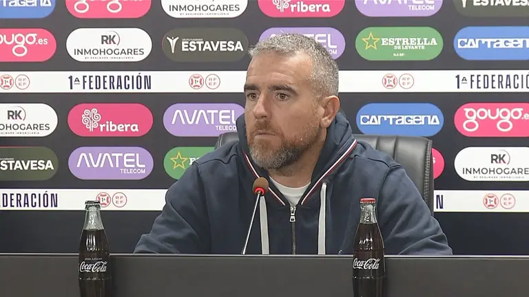 Javi Rey, entrenador del FC Cartagena (foto: FC Cartagena)