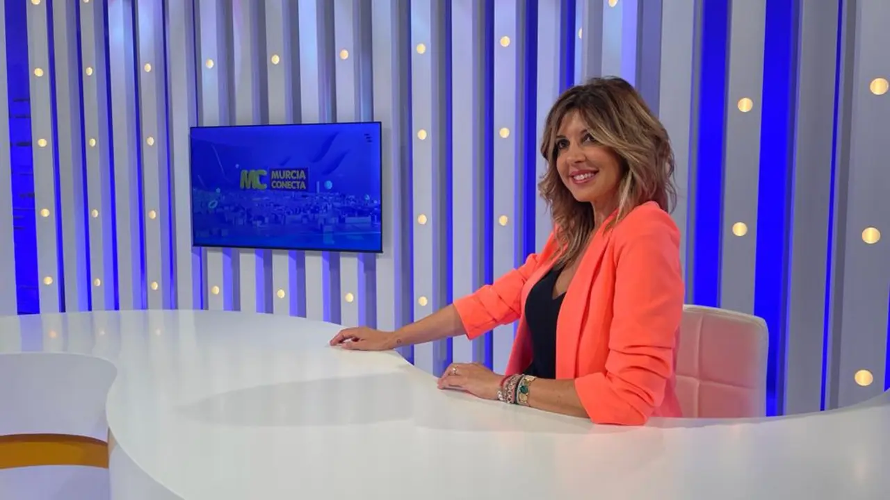 Encarna Talavera, directora y presentadora de Murcia Conecta