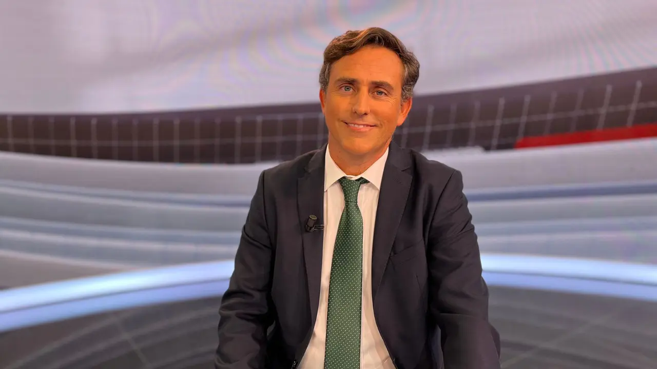 Alejandro L&aacute;zaro tom&oacute; posesi&oacute;n del cargo de decano del Colegio de Ingenieros de Caminos, Canales y Puertos de la Regi&oacute;n de Murcia el 26 de abril de 2022