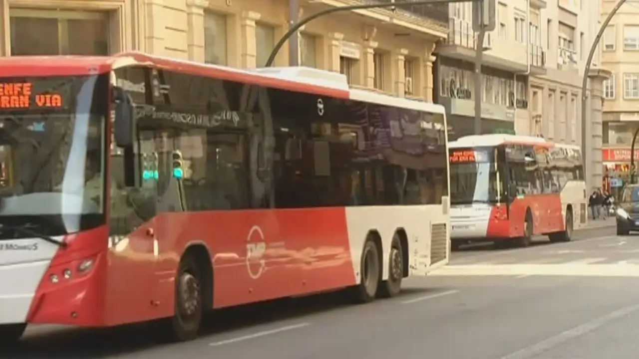 Autobuses urbanos de la ciudad de Murcia (foto: La 7)