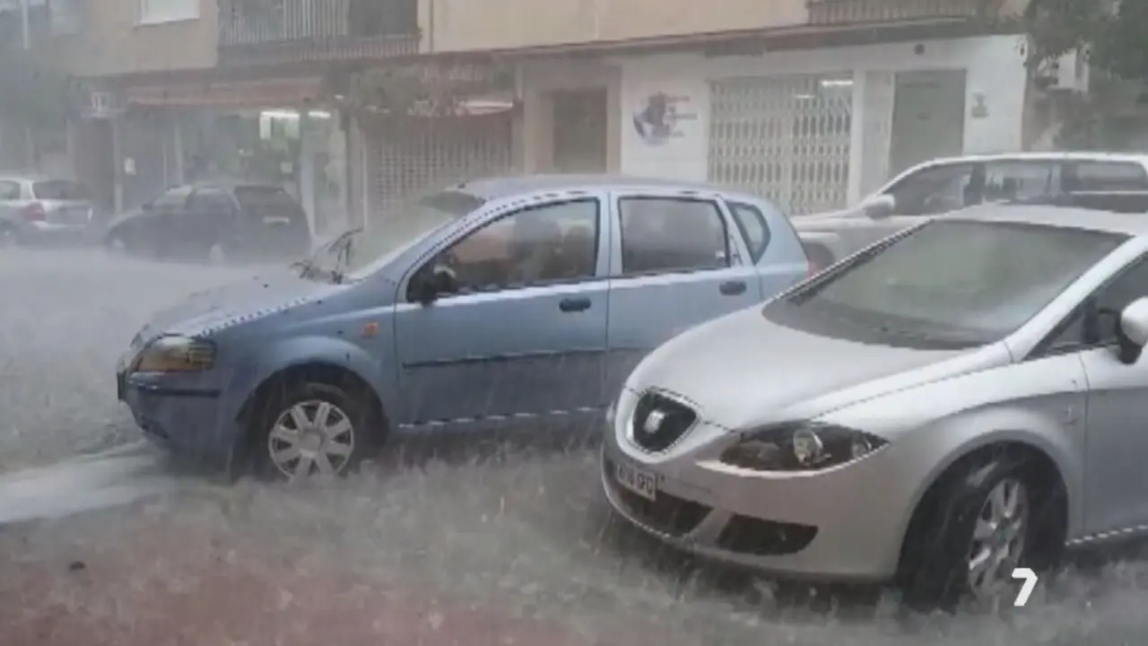 Lluvia de m&aacute;s de 60 litros en &Aacute;guilas