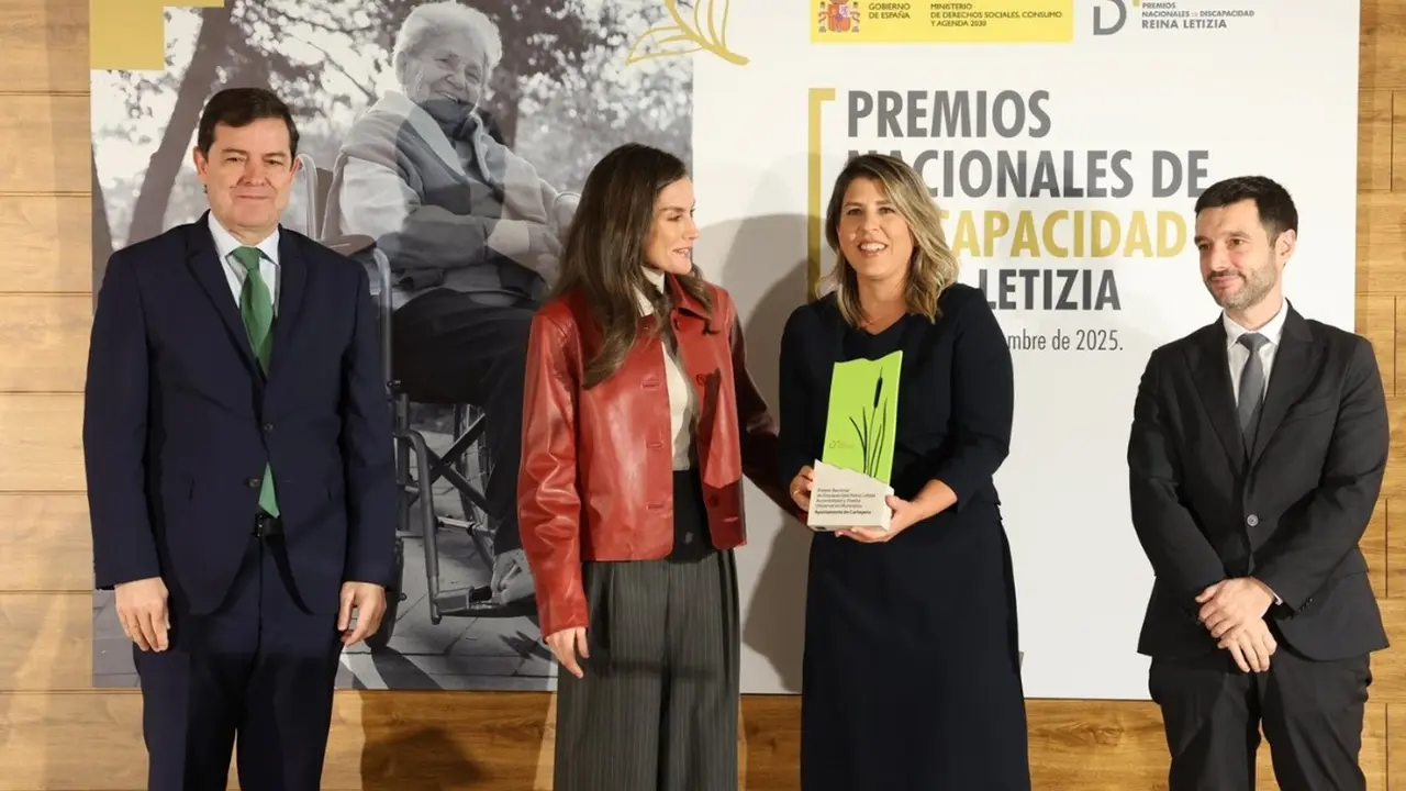 La Reina Letizia entrega el Premio Nacional de Discapacidad al Ayuntamiento de Cartagena por el plan 'Cartagena Inclusiva'
- CASA REAL