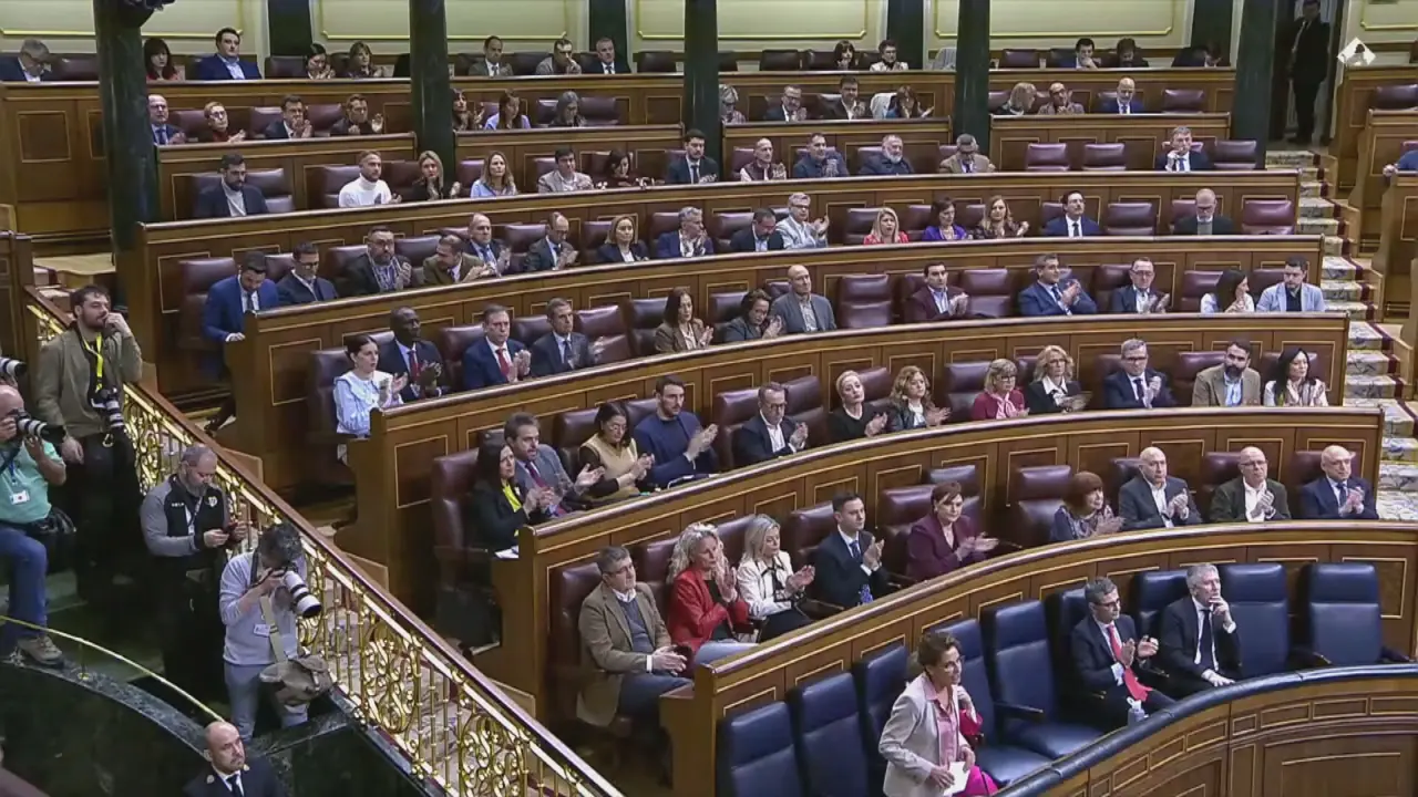 Sesi&oacute;n de control en el Congreso de los Diputados (foto: La 7)