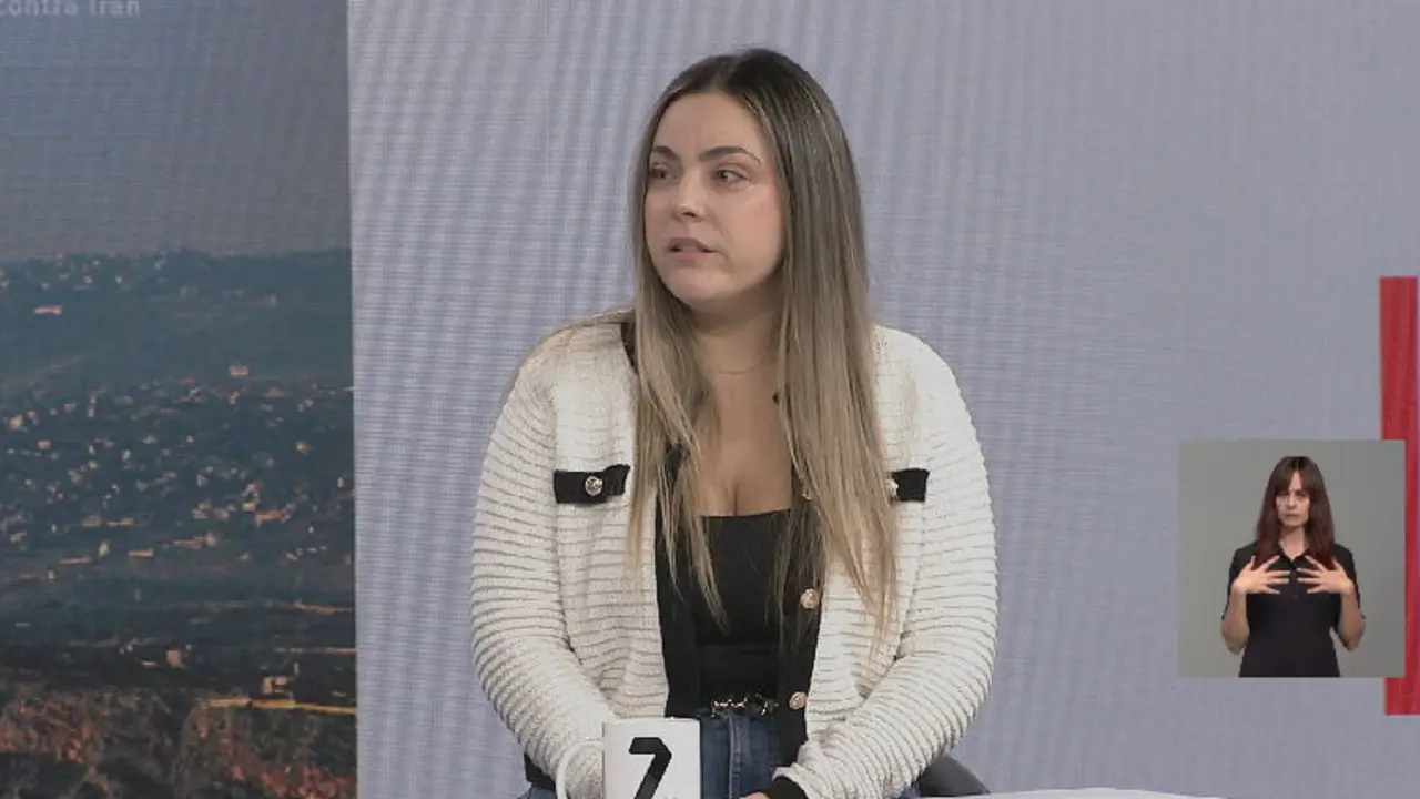 Carmen, archenera atrapada en Dub&aacute;i durante siete d&iacute;as tras el estallido del conflicto en Oriente Pr&oacute;ximo (foto: La 7)