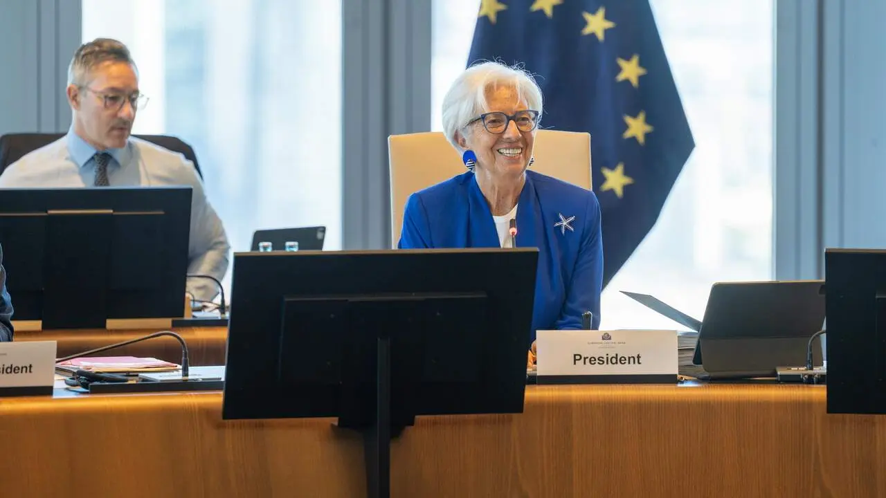 Photo of the start of the Governing Council meeting with President Christine Lagarde and Vice President Boris Vujčić at the ECB in Frankfurt, 11 June 2026
- DIRK CLAUS/ECB