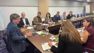 Reuni&oacute;n de la c&uacute;pula de Junts en Bruselas (foto: Agencias)