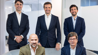 Los socios del fondo Hyperion Fund FCR, entre los que se encuentran el exl&iacute;der del PP, Pablo Casado, y el sobrino de Ana Bot&iacute;n, Ricardo G&oacute;mez-Acebo Bot&iacute;n.