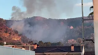 Incendio en la pedan&iacute;a murciana de Torreag&uuml;era (foto: La 7)