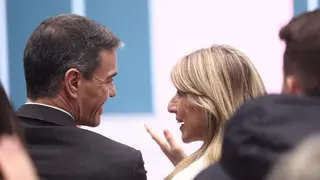 Imagen de archivo del presidente del Gobierno, Pedro S&aacute;nchez, y la vicepresidenta segunda y ministra de Trabajo y Econom&iacute;a Social, Yolanda D&iacute;az (foto: EP)